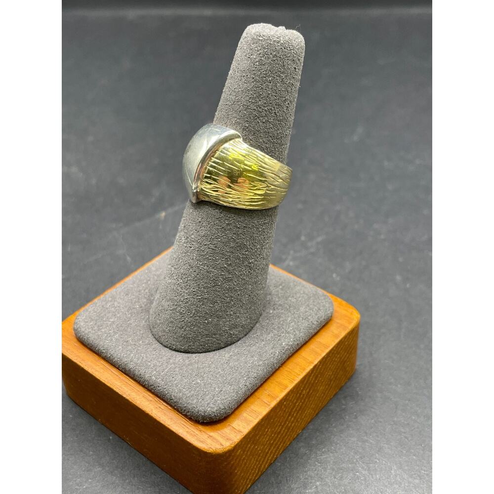 Vintage Milor Italy Signed Sterling Silver 925 Two Tone Dome Ring Size 7 - Picture 2 of 7